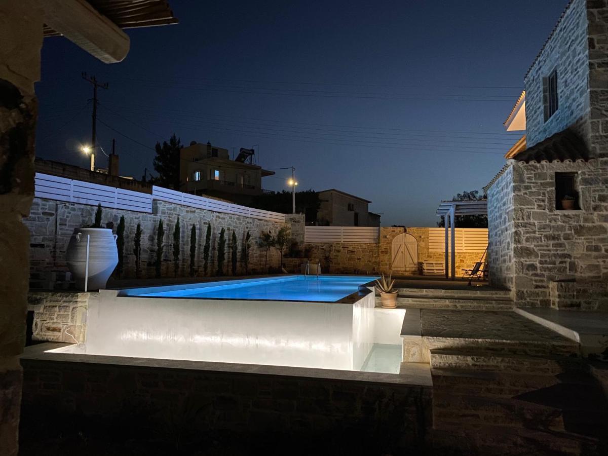 Laini Luxury Suites Pombia Екстериор снимка