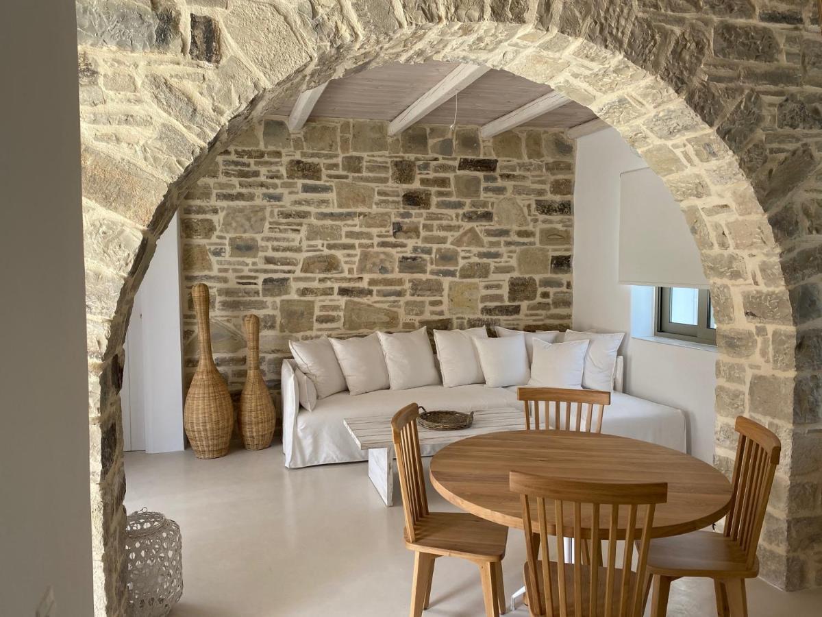 Laini Luxury Suites Pombia Екстериор снимка