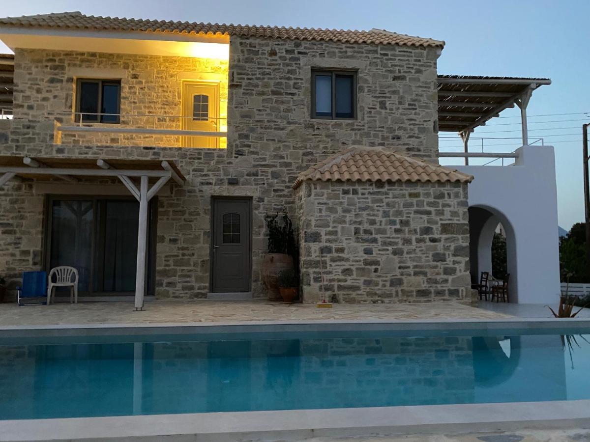 Laini Luxury Suites Pombia Екстериор снимка