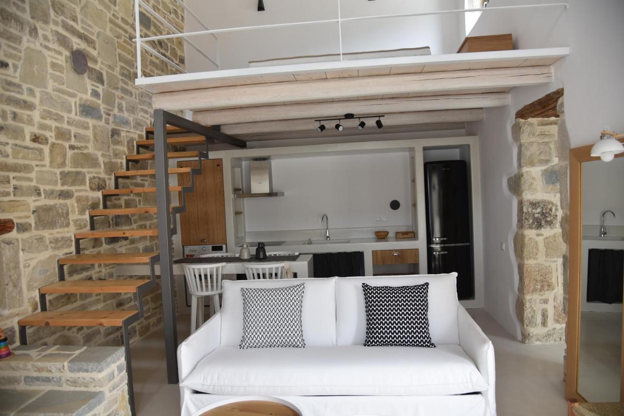 Laini Luxury Suites Pombia Екстериор снимка